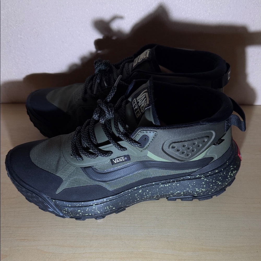 Vans Men's Black and Olive Sneakers